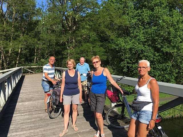 Houten fietsbrug
